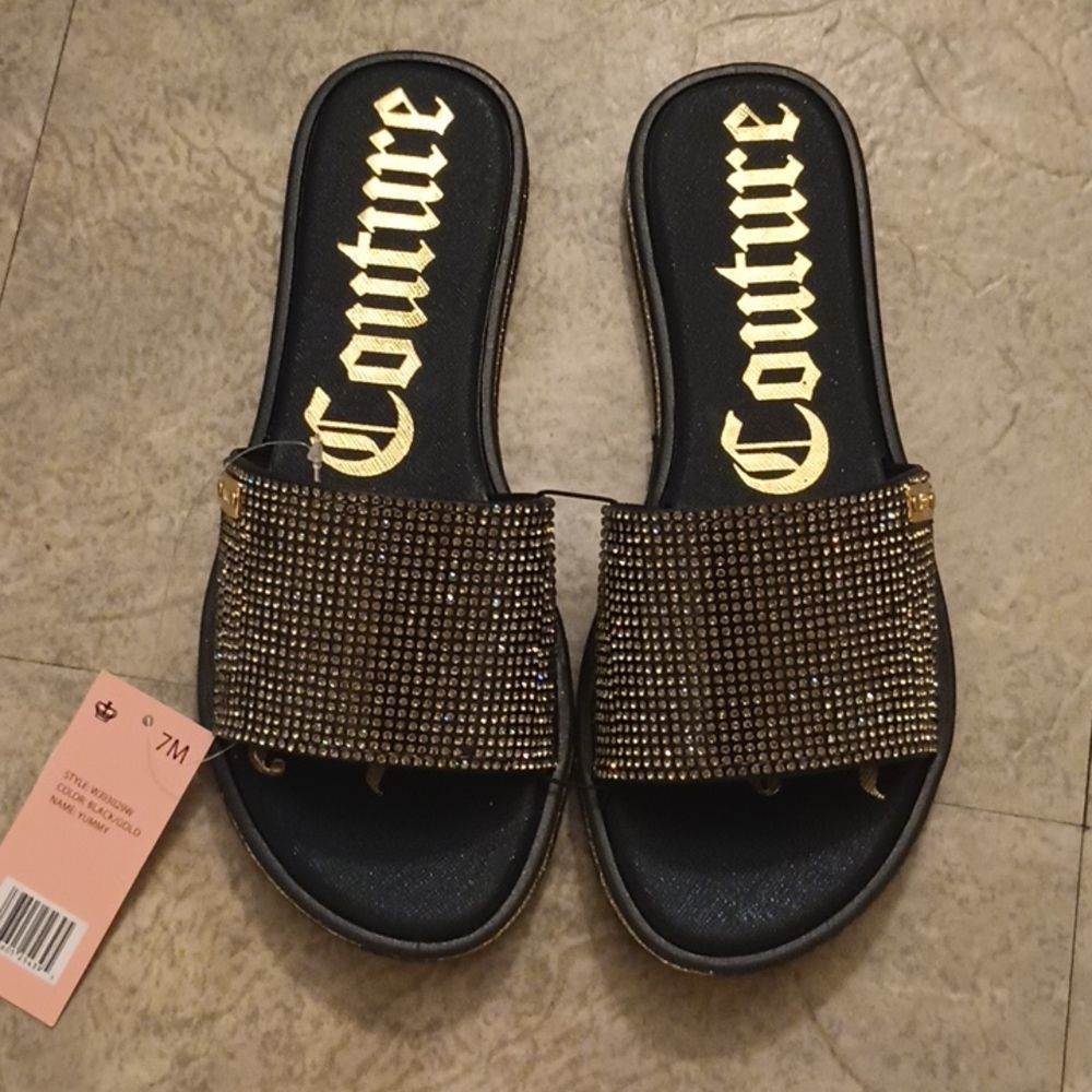New with tag Juicy Couture flip flops